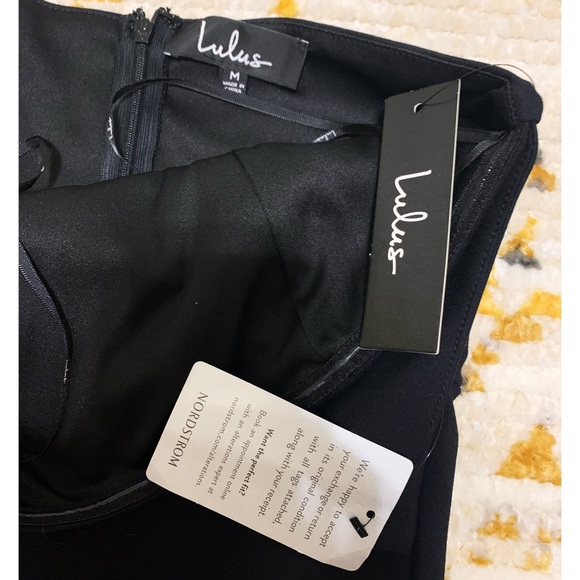 NWT Lulu’s Queen of the City Dress - Picture 5 of 5